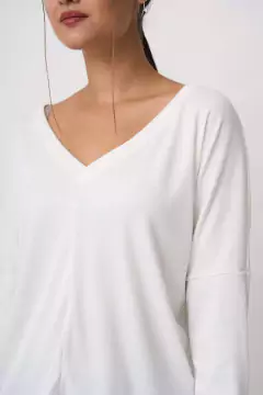 AW23 - 2586 - Remera morley ribb ml escote v basica "Herc" - Bluming