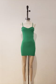 #8049 Vestido crepe c lycra c taza "Studio"