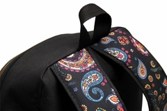 MOCHILA CHILA LOVECH PURO en internet