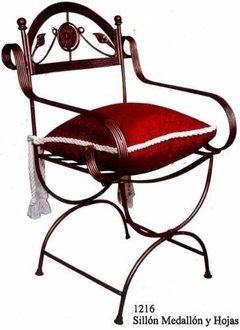 Juego De Comedor En Hierro Con 4 Sillas Y 2 Sillones en internet