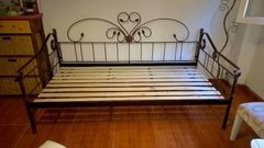 Diván Cama De Hierro Modelo Real Medallón - El Mundo del Hierro