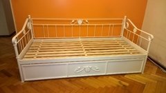 Diván Cama Doble De Hierro Modelo Medallon Y Hojas