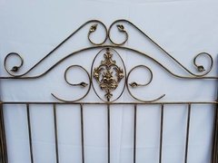 Imagen de Cama Completa Modelo Flor De Liz