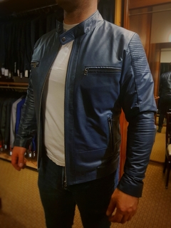 CAMPERA CUERO AZUL - comprar online