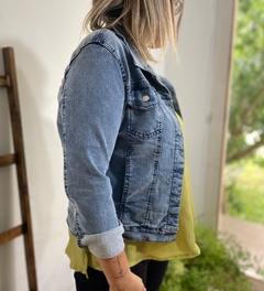 CAMPERA DE JEAN ELASTIZADA - comprar online
