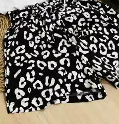 SHORT ANIMAL CON LAZO en internet