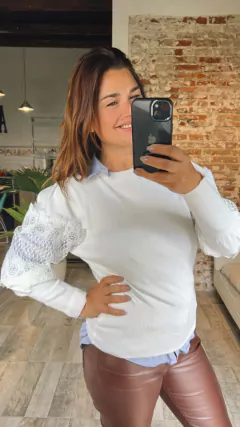 SWEATER MANGA BORDADA