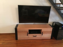 Rack TV McQueen