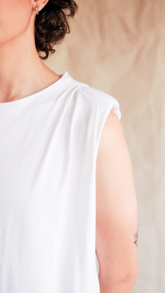 Remera Pat - comprar online