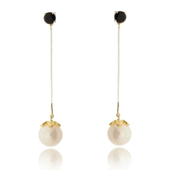 White Pearl pendant earrings with onyx on internet