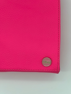 Cartera portacelu y bille Fucsia en internet