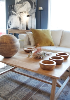 Esfera de madera de mango en internet