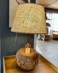 Lámpara de mesa Botellón de madera - comprar online