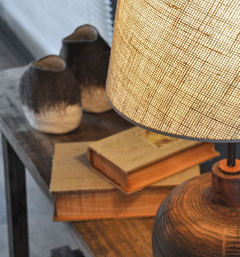 Lámpara de mesa Botellón de madera en internet