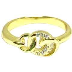 Anillo circulos entrelazados con detalle microengarzado plata dorada nro. 18