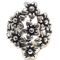 Anillo en forma de rombo de flores caladas de acero nro. 21 - comprar online