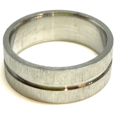 Anillo de acero esmerilado con linea central nro.