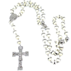 Rosario acero con bolitas de caucho blancas de 7 mm de grosor y 70 cm de largo - comprar online