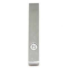 Dije barrita de acero pasante con circon blanco de 2,5 cm x 0,5 cm