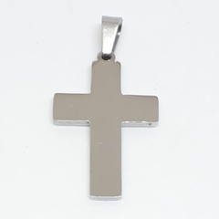 Dije cruz de acero de 1,9 cm de ancho x 2,6 cm de alto y 1,5 mm de grosor - comprar online