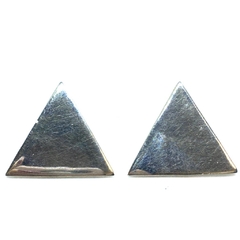 Aros triangulitos de plata italiana pegados de 1,5 cm x 1,5 cm