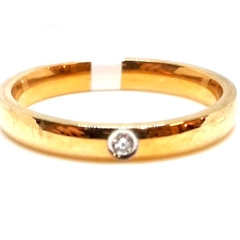 Anillo media caña de 3 mm de acero rose con cubic central nro. 20