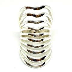 Anillo de acero blanco ondas caladas de 3,7 cm largo nro. 14