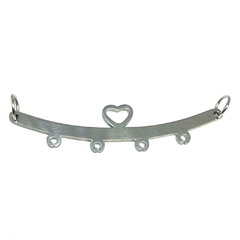 Dije percha acero con corazon calado central para cuatro nenes