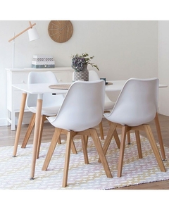 MESA EAMES + SILLA TULIP