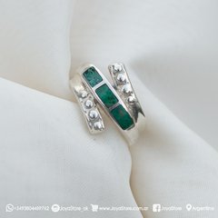 anillo de plata y piedra malaquita