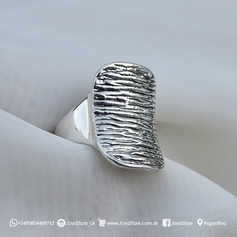 ANILLO RECTANGULAR RAYAS