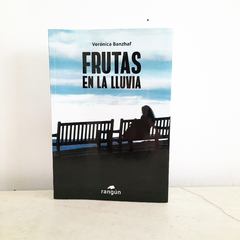 Frutas en la lluvia de Verónica Banzhaf