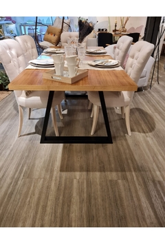 Mesa Tria