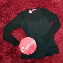 Blusa com mangas poá