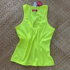 CAMISETA NEON VIBES na internet