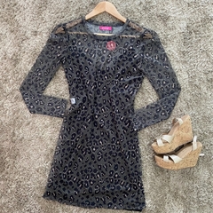 VESTIDO TULE ONCINHA