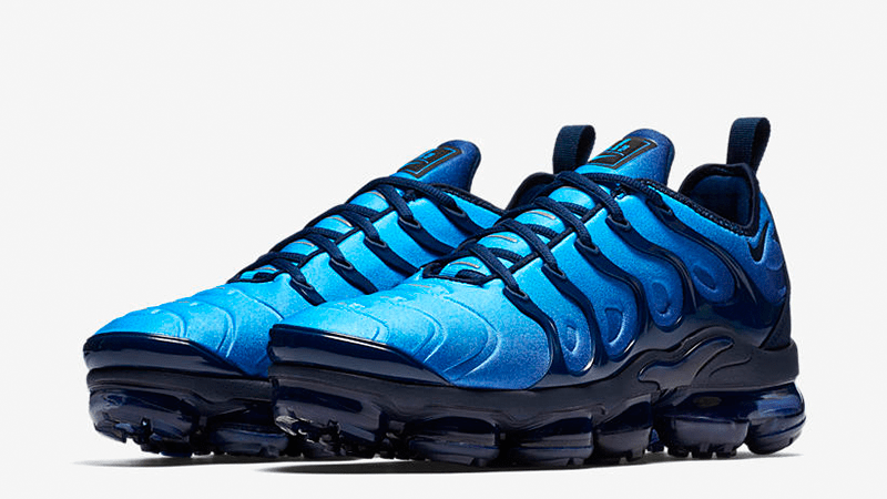 vapormax light current blue