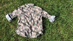 Camisa FLORES verde en internet