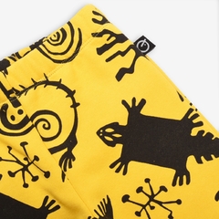 Pantalón NASCA amarillo en internet