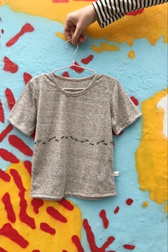 Remera HORMIGAS - comprar online