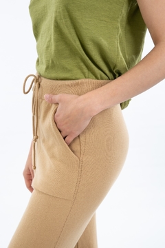 Pantalón CURIOSIDAD nuez - comprar online