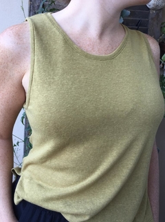 Musculosa TUNEZ oliva - Puntos en el espacio