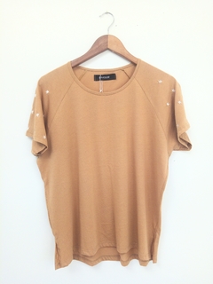 Remera ESTRELLA camel