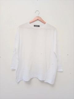 Remera SWISS blanca