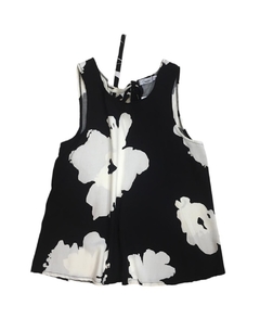 Blusa MARU manchas blanca y negra en internet