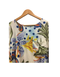 Blusa CUADRADA fondo crudo - comprar online