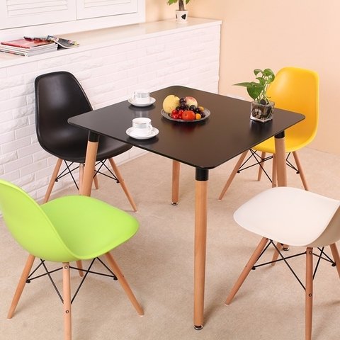 Mesa Eames Cuadrada 80x80 Negra - comprar online