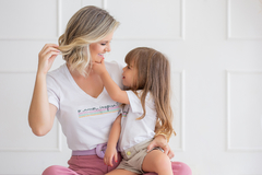Camiseta infantil O amor inspira (Listras) - comprar online