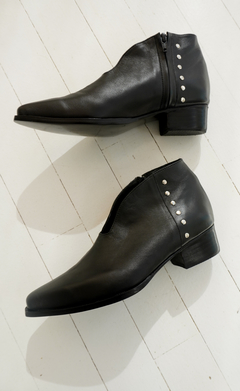 Bota Maite en internet
