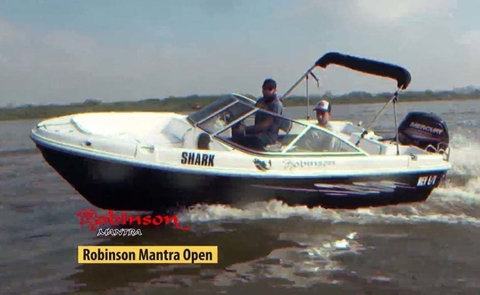 Robinson Mantra en internet